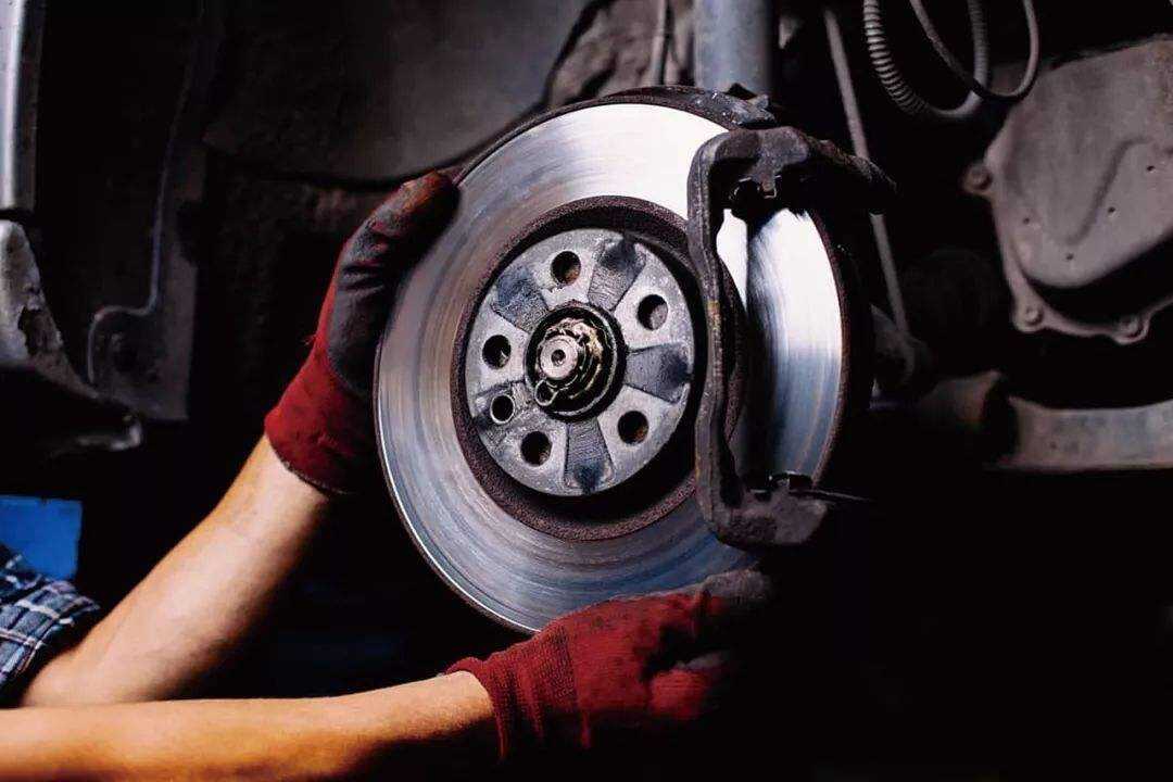 How Do Car Brakes Work? How Do Car Brakes Work?