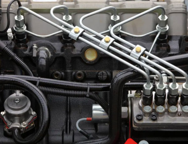 Do you know how the carburetor works in the fuel system?