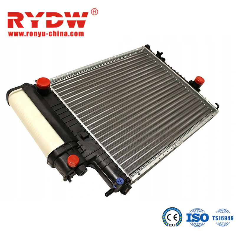 Quality Germany Auto Spare Parts Radiator Kit 17111742153