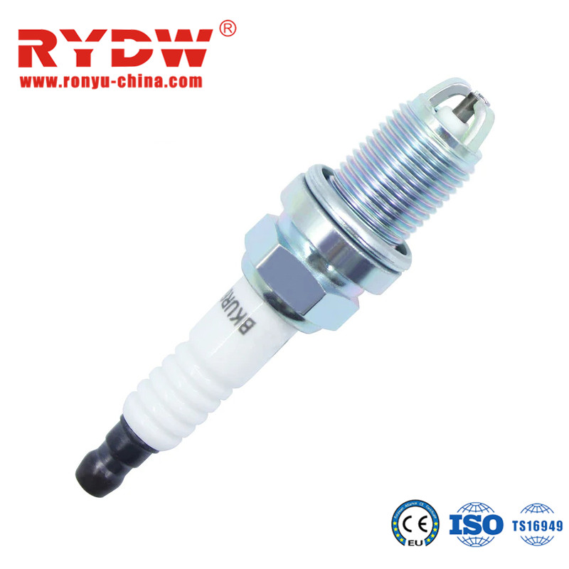 Brand New Germany Auto Spare Parts Spark Plug 