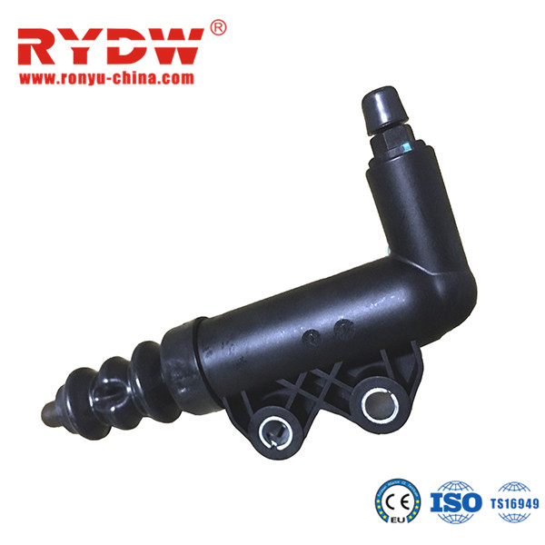 Brand New America Auto Spare Parts Clutch Master Cylinder 24104709